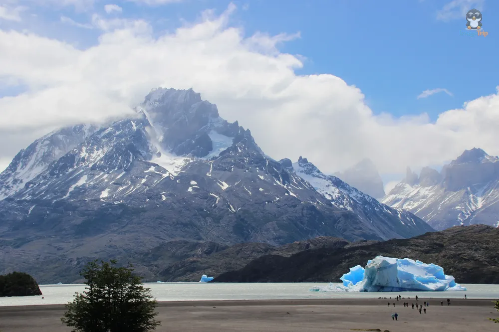 TorresPaine_I_LagoGrey_3