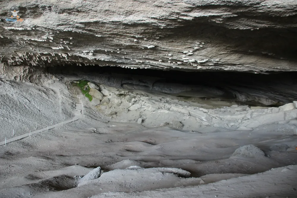 TorresPaine_II_CuevaMilodon_44