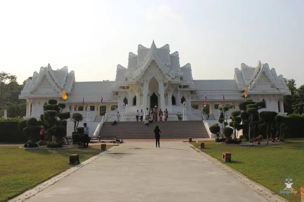 Thai Monastery 3