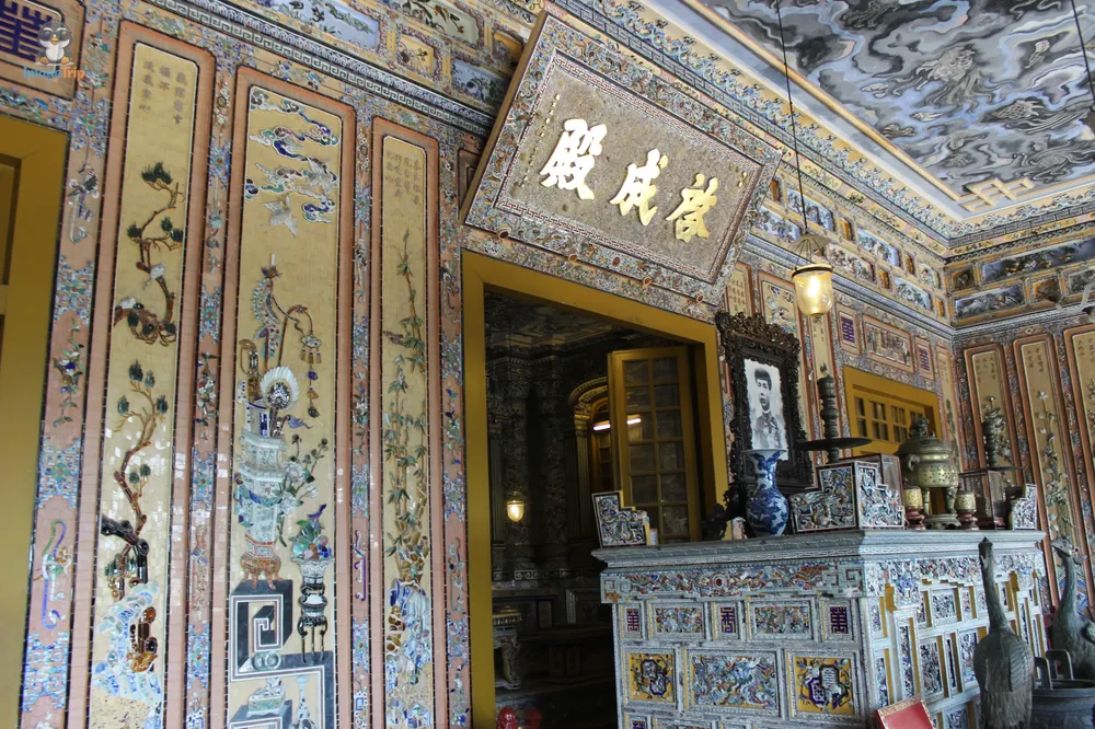 Khai Dinh Tomb 35