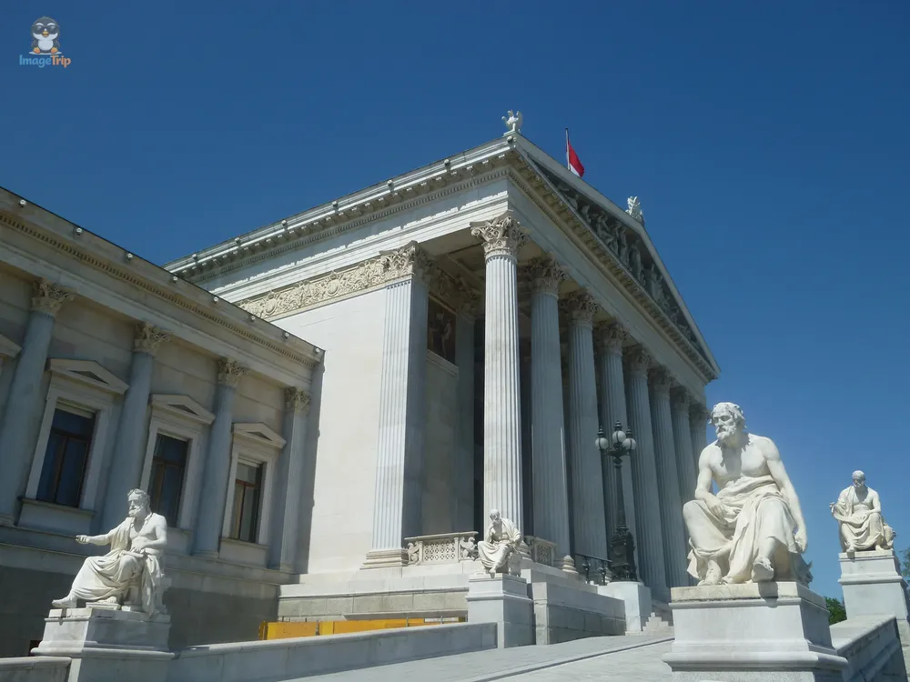 Viena_Parlamento_6