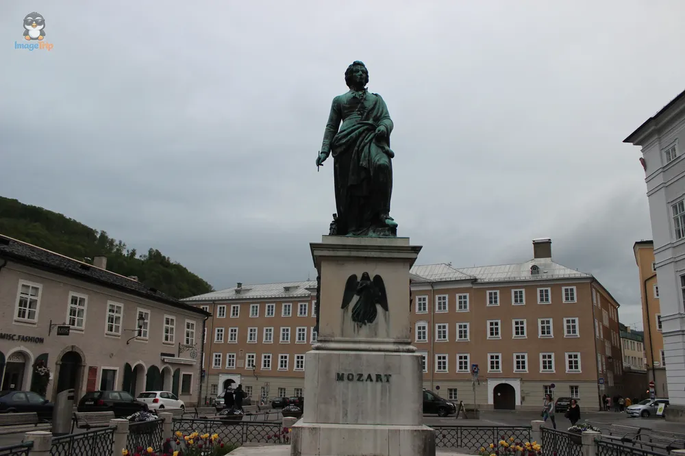 Salzburgo Mozartplatz 3