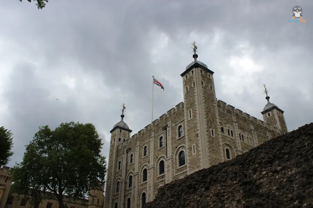 London Tower 25