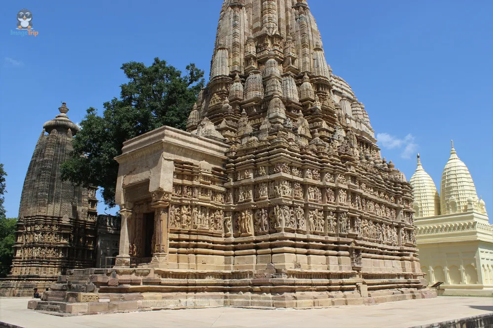 ShantinathaTemple_16