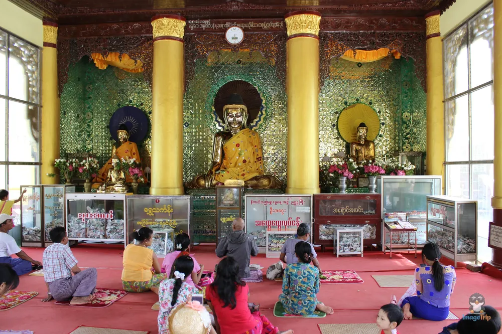 Shwemawdaw Pagoda 6
