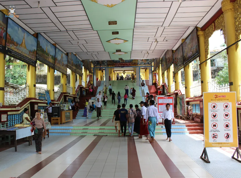 Shwemawdaw Pagoda 4