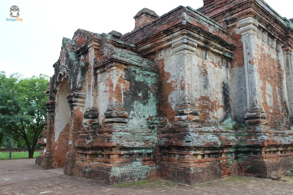 Gubyaukgyi Temple 3