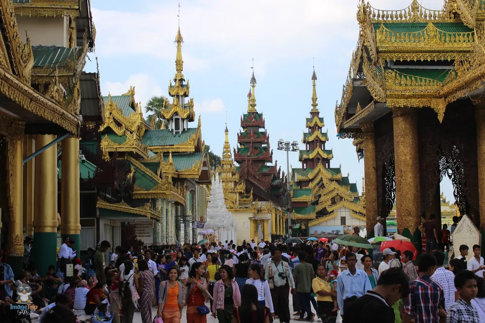 Shwedagon 41