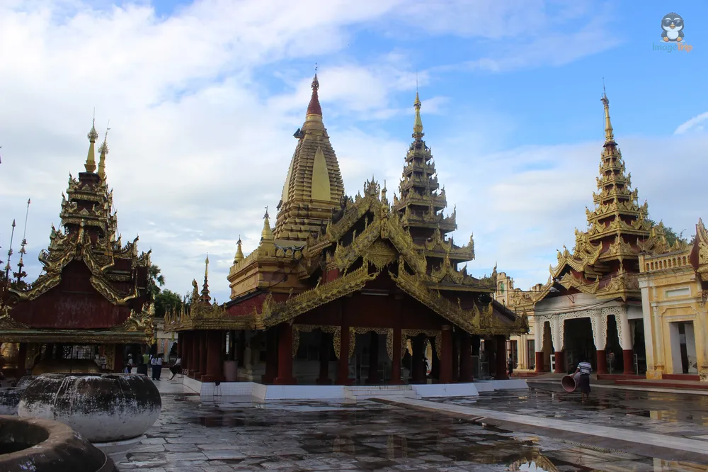 Shwezigon Pagoda 4