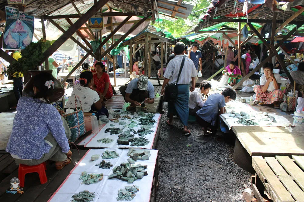 Jade Market 3