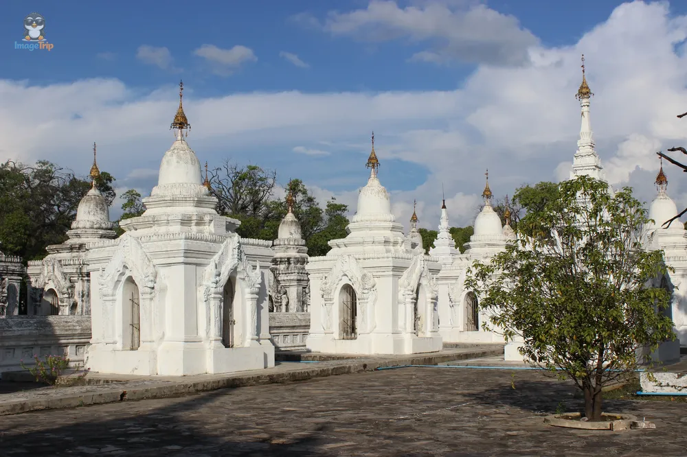 Kuthodaw Pagoda 16