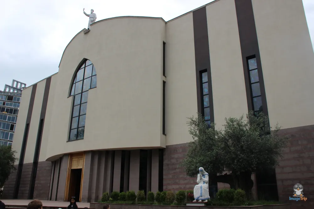 Tirana_CatedralCatólica_3