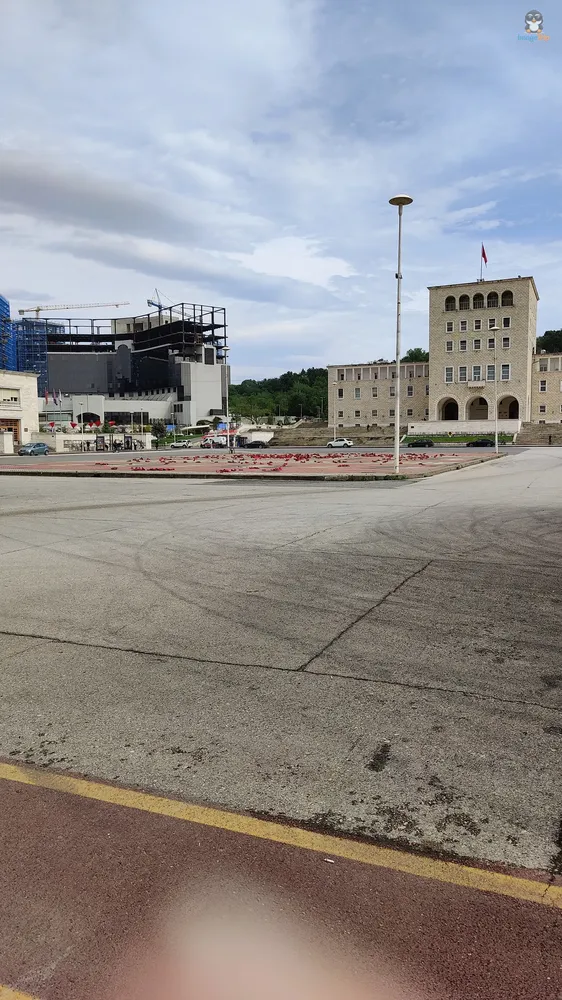 Tirana_PlazaTeresa_1