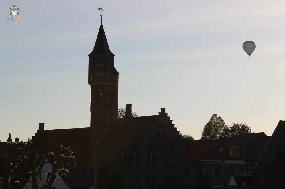 Kruisvest 18