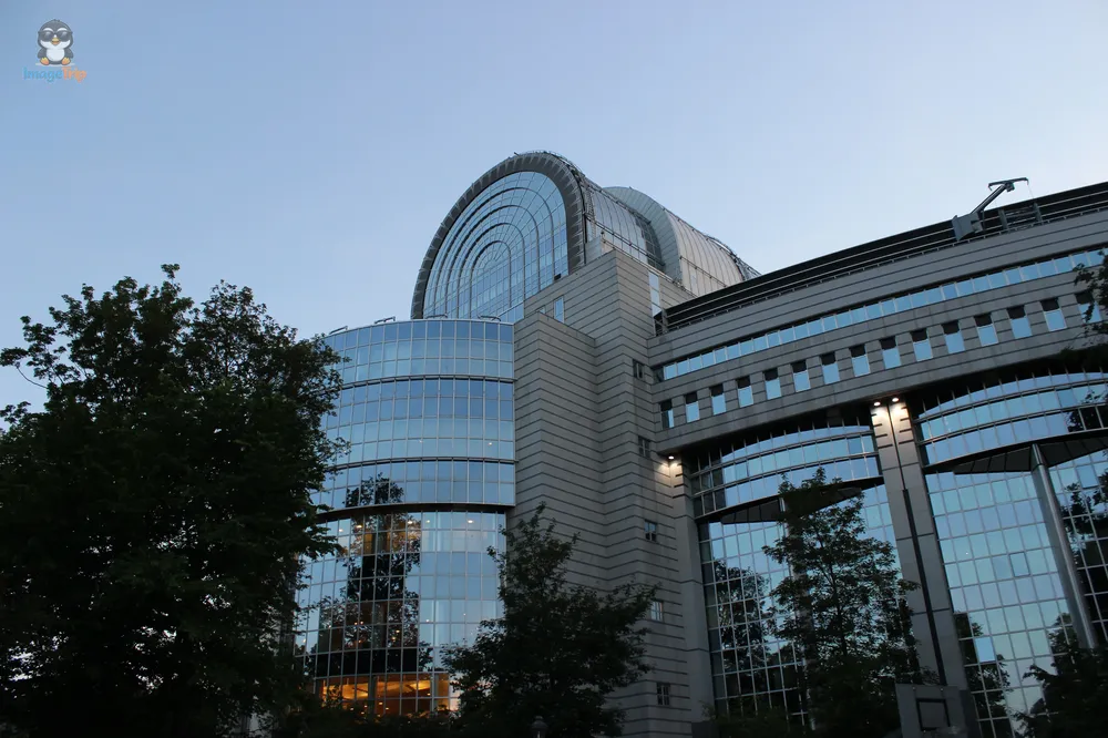 Parlamento 4