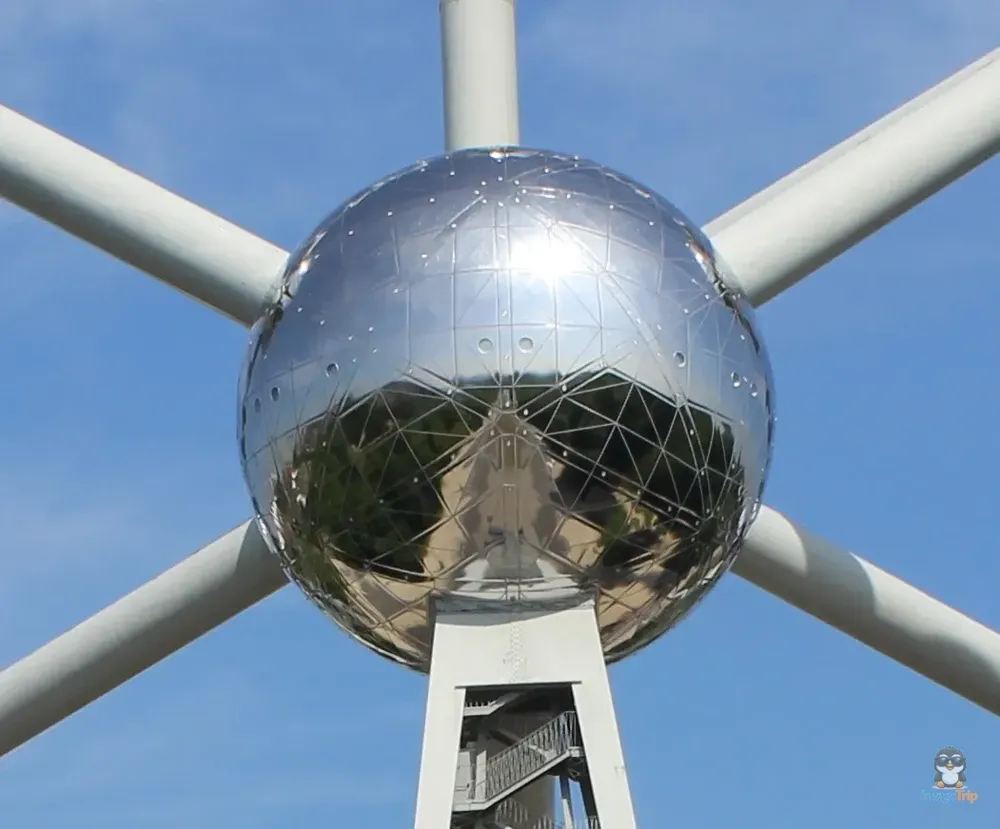Atomium 30