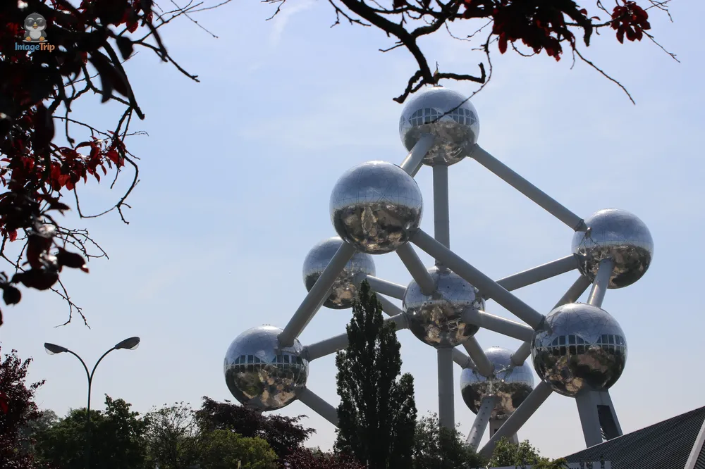 Atomium 34