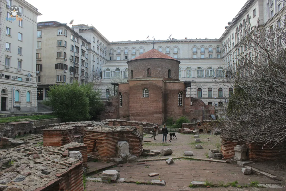 Sofía Rotonda de San Jorge 1