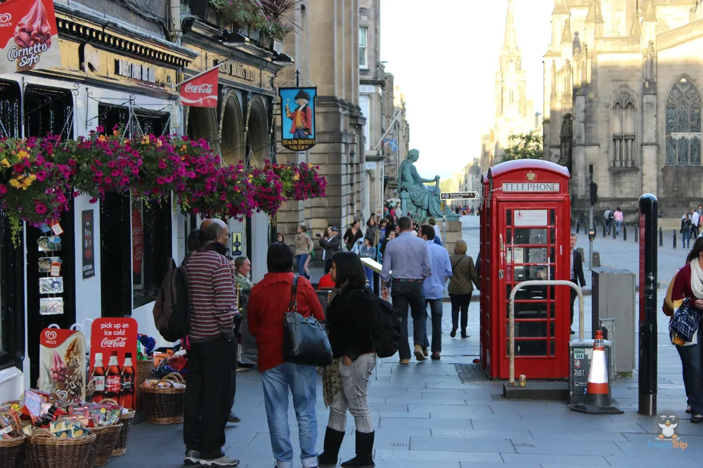 Royal Mile 6