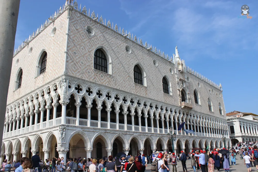 Riva degli Schiavoni 2