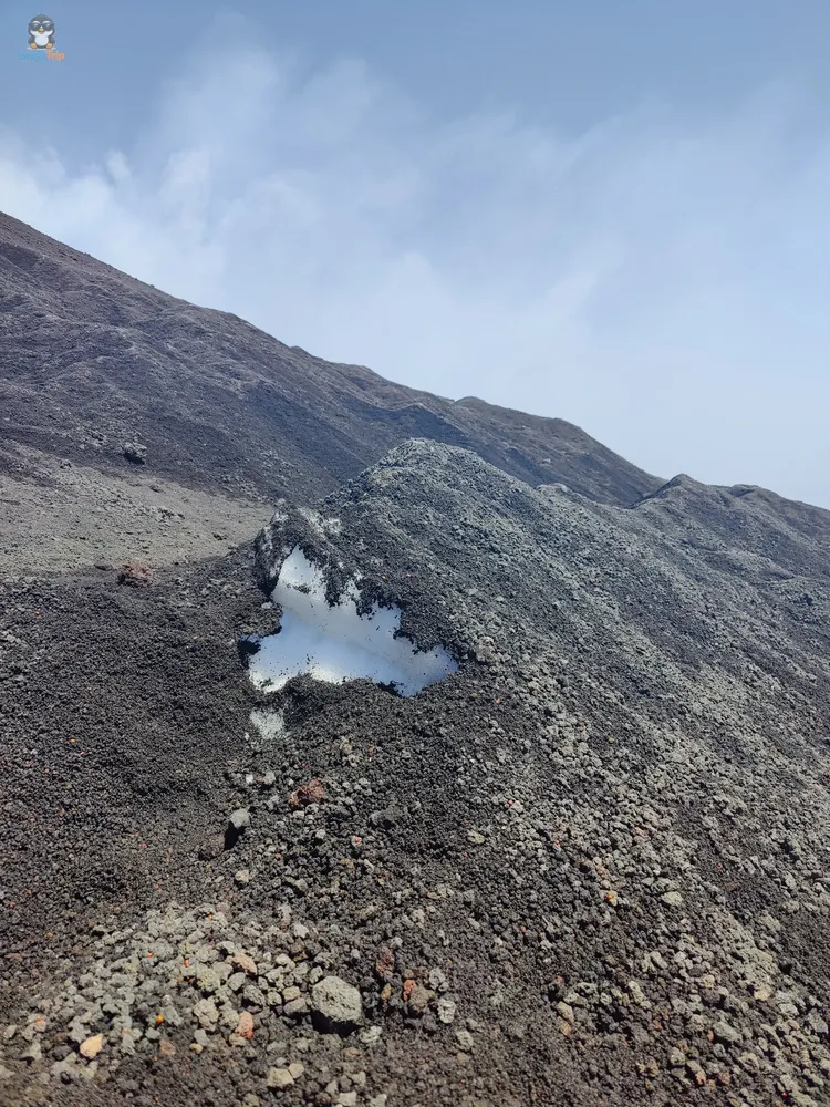Etna (103)