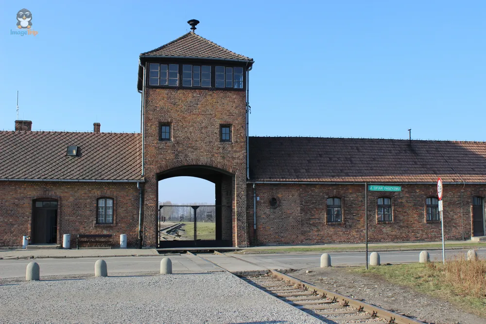 Auschwitz II 6