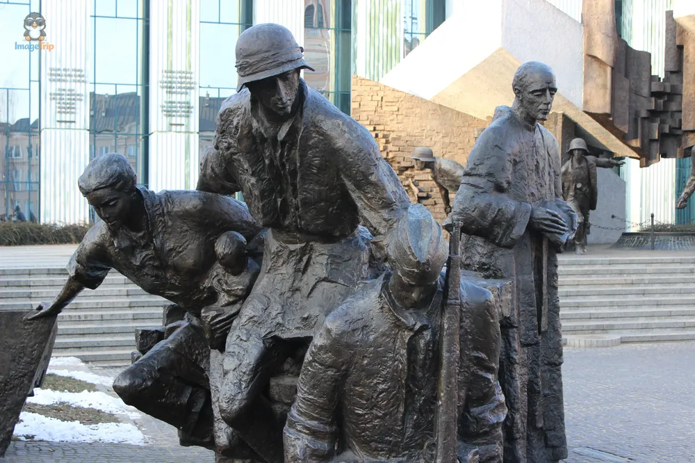 Monumento Alzamiento 6