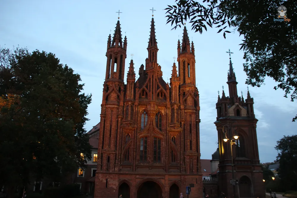 VilnaIglesiaSantaAna_21