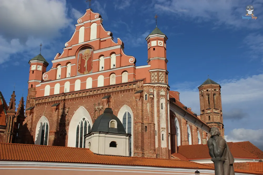 VilnaIglesiaSantaAna_2