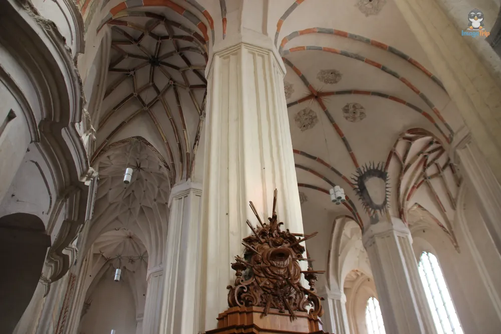 VilnaIglesiaSantaAna_7