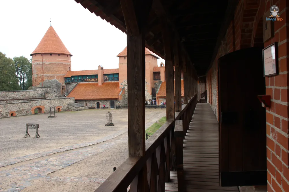 TrakaiCastillo_14