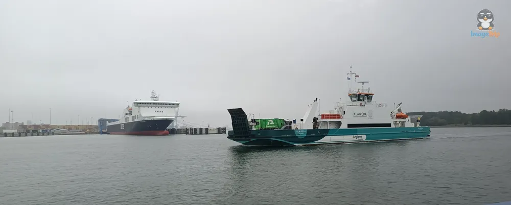 Ferry_4