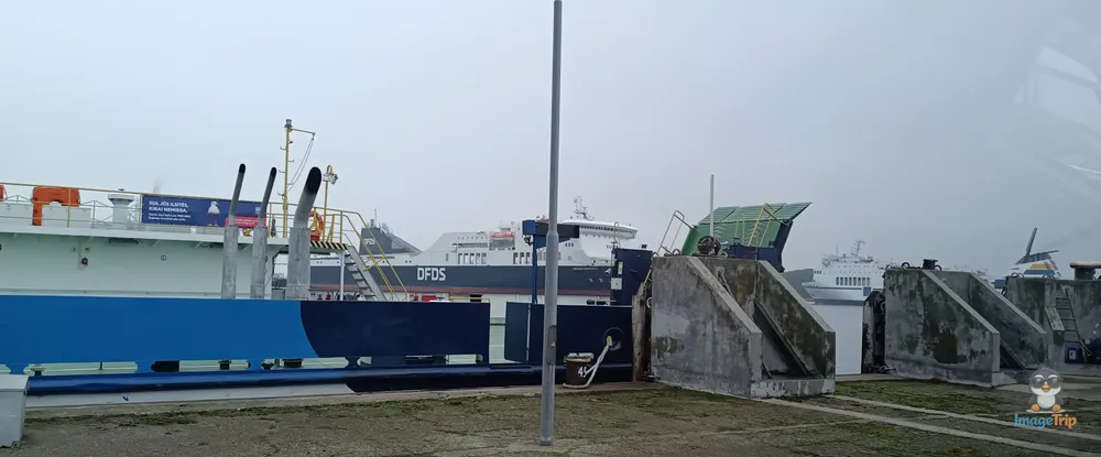 Ferry_2