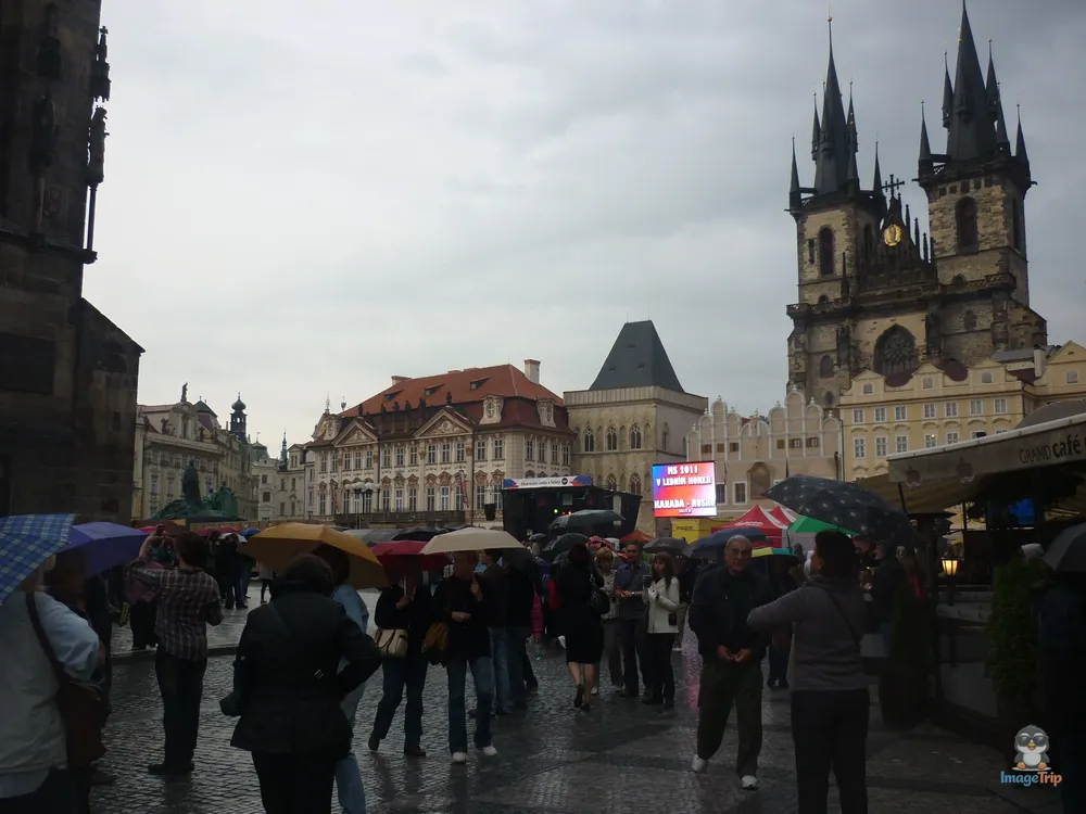 Plaza Ciudad Vieja 5