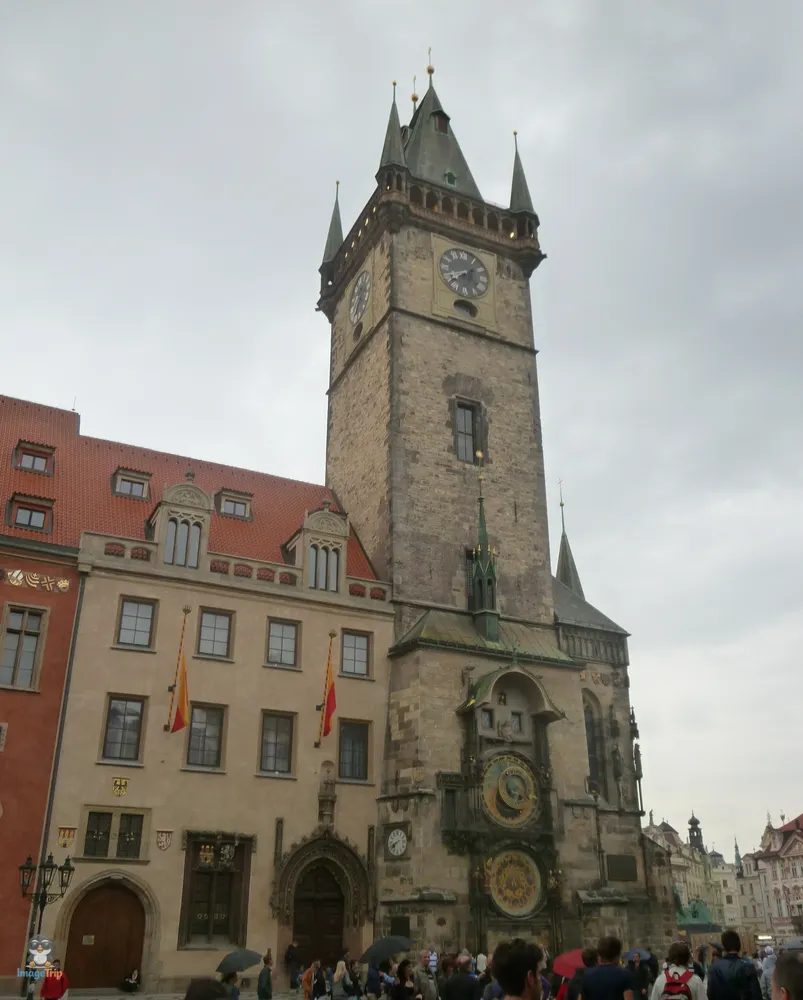 Plaza Ciudad Vieja 13