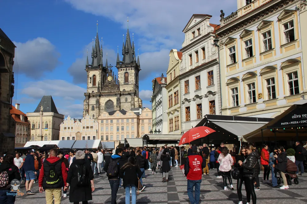 Plaza Ciudad Vieja 1