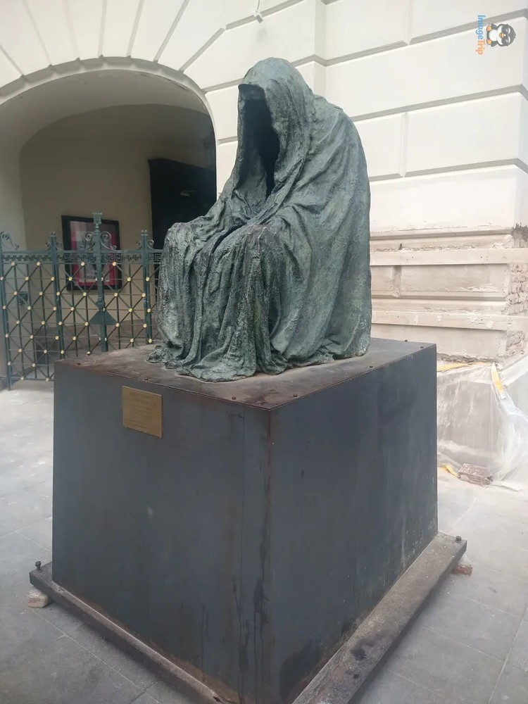 Praga_Estatua3