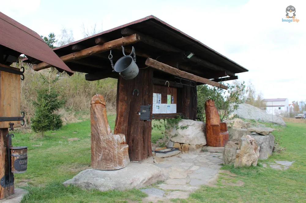 Holasovice Stonehenge 2