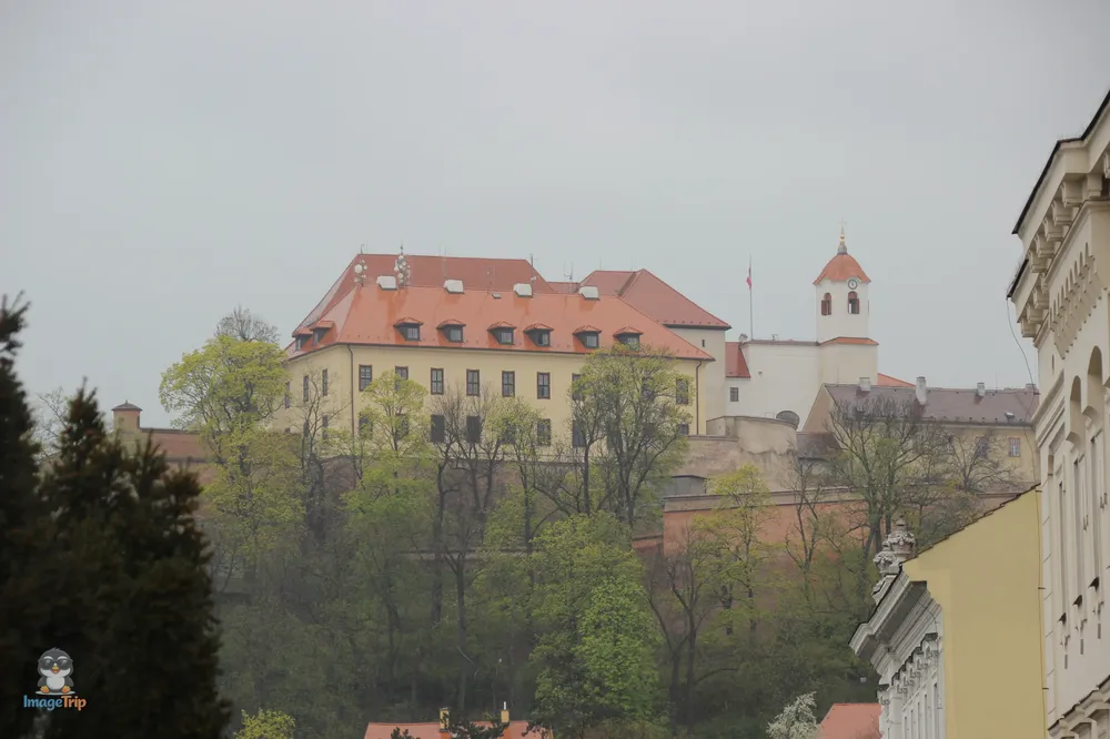 Brno Castillo 25